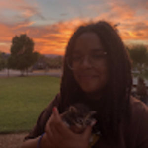 Meet your Posher, Devyn